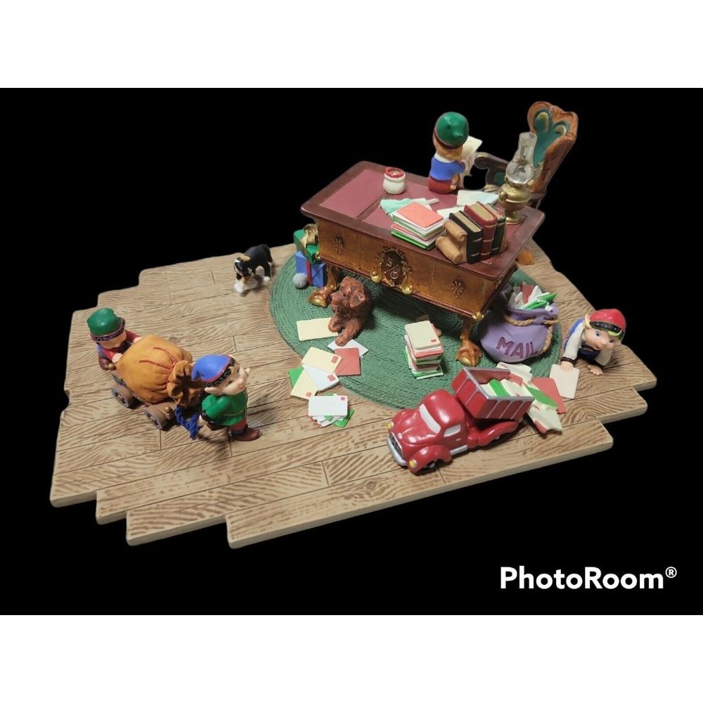 COPY - Hallmark Keepsake Studio Edition Santa's Desk  2001 Limited Ed